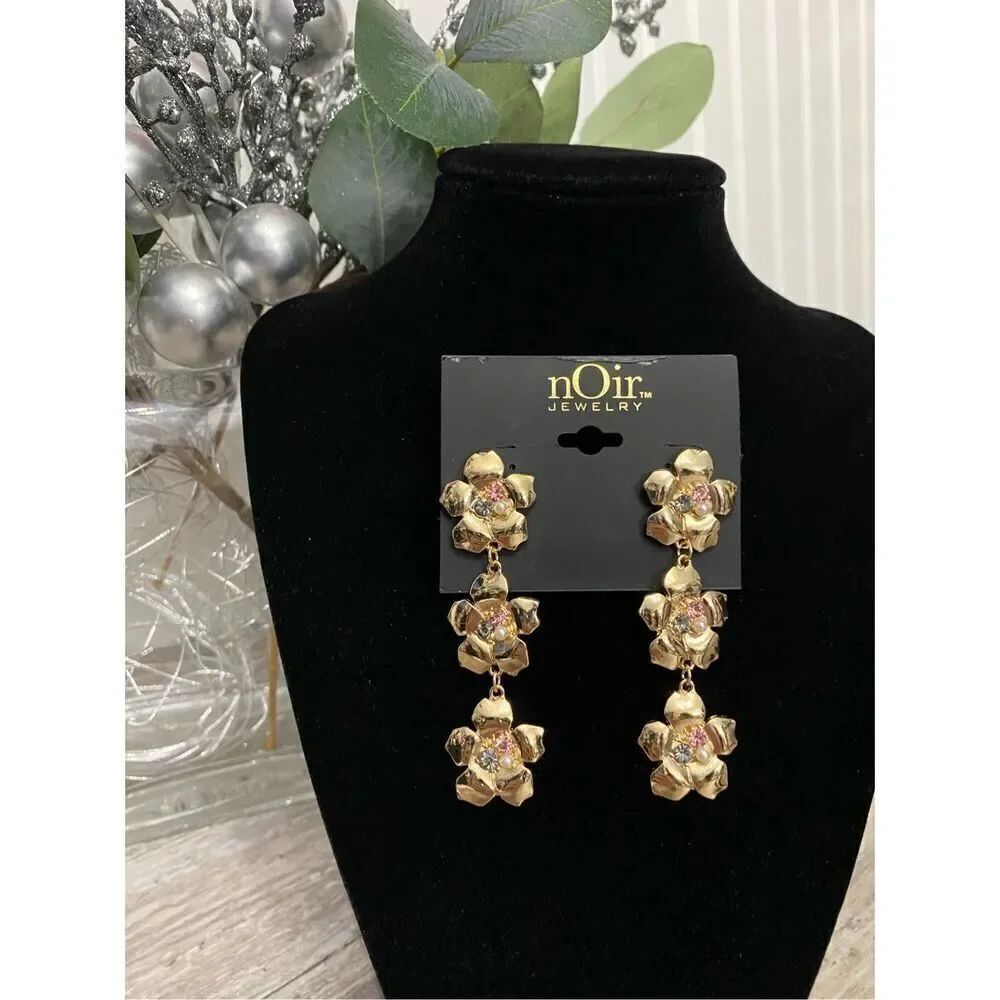 nOir Jewelry Gold Pink Pastel Rhinestone Flower Earrings